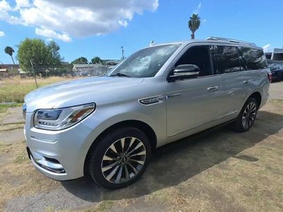 Used 2019 Lincoln Navigator Select