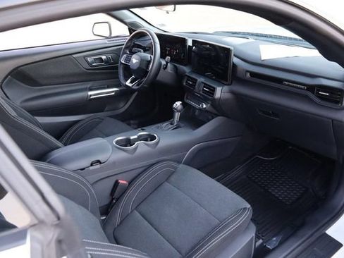 Certified 2025 Ford Mustang Coupe RWD image 23