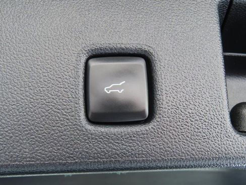 Used 2021 Ford Escape SE w/ Convenience Package image 31