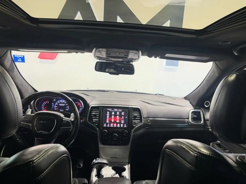 Used 2015 Jeep Grand Cherokee SRT w/ Trailer Tow Group IV AWD/4WD image 9