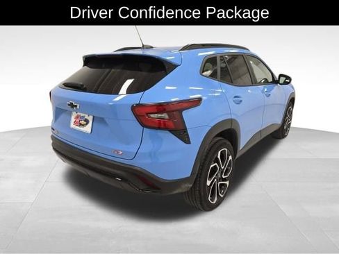Certified 2024 Chevrolet Trax RS w/ Driver Confidence Package image 6