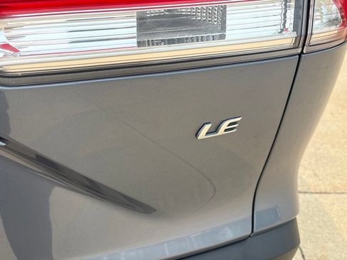 Used 2022 Toyota Corolla Cross LE FWD image 24