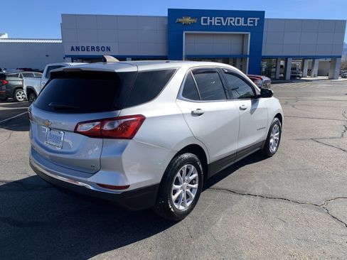Used 2018 Chevrolet Equinox LT image 5