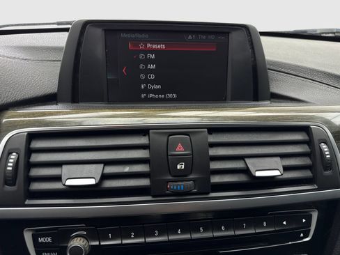 Used 2018 BMW 330i Sedan RWD image 25