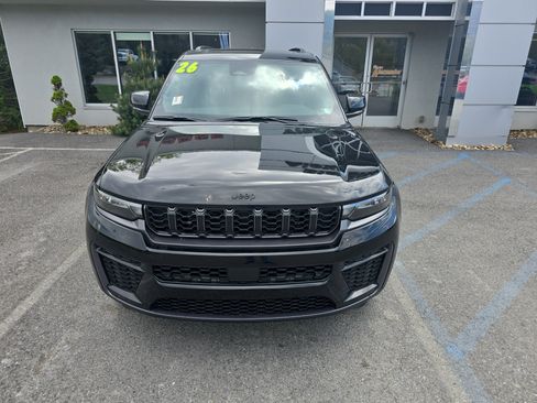 New 2026 Jeep Grand Cherokee Altitude AWD/4WD image 9
