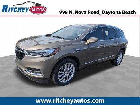 Used 2020 Buick Enclave Premium w/ Sun and Sites Package FWD image 1