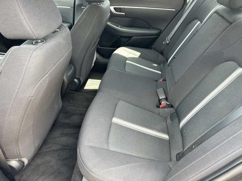 Used 2025 Hyundai Sonata SEL FWD image 18