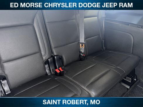 Used 2023 Chevrolet Suburban LT image 30