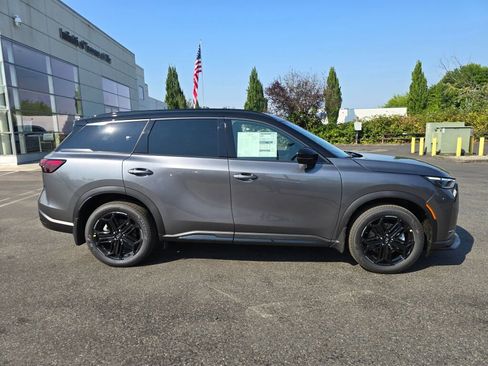 New 2026 INFINITI QX60 Sport w/ Dark Cargo Package image 8