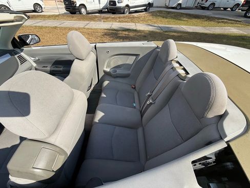Used 2008 Chrysler Sebring Touring image 10