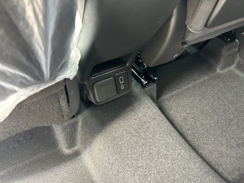 New 2026 Chevrolet TrailBlazer LT w/ Convenience Package AWD/4WD image 29