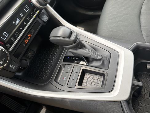 Certified 2025 Toyota RAV4 XLE FWD image 6