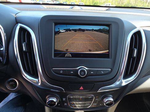 Used 2019 Chevrolet Equinox LT image 22