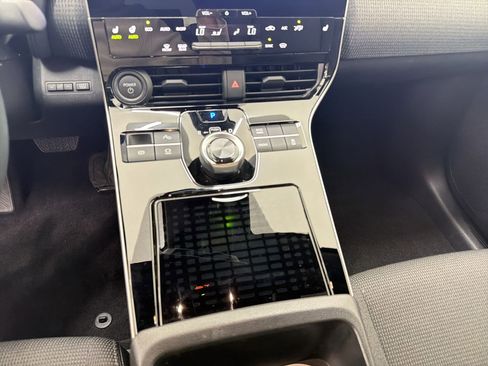 Used 2024 Toyota bZ4X XLE w/ Weather Package image 18