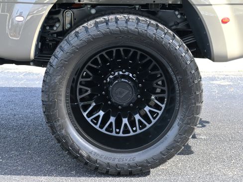 Used 2026 Ford F450 King Ranch w/ Chrome Package image 38