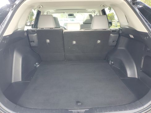 Used 2021 Toyota RAV4 XLE Premium FWD image 9