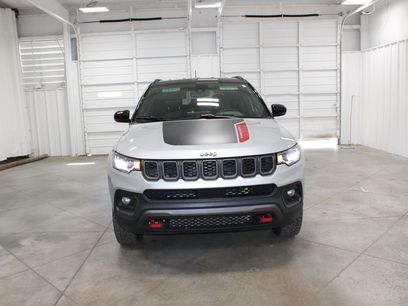 Used 2025 Jeep Compass Trailhawk
