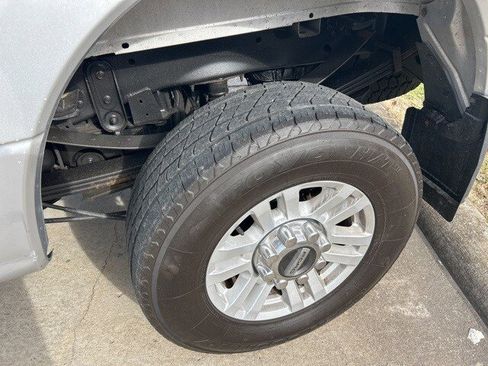 Used 2019 Ford F250 XLT w/ FX4 Off-Road Package image 6