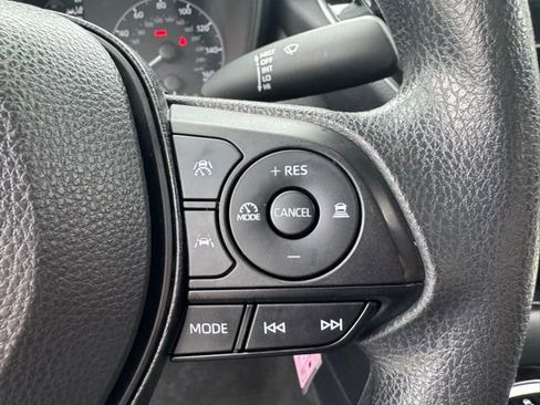 Used 2023 Toyota Corolla LE image 25