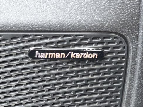 New 2026 Chrysler Pacifica Pinnacle w/ Trailer Tow Group image 29