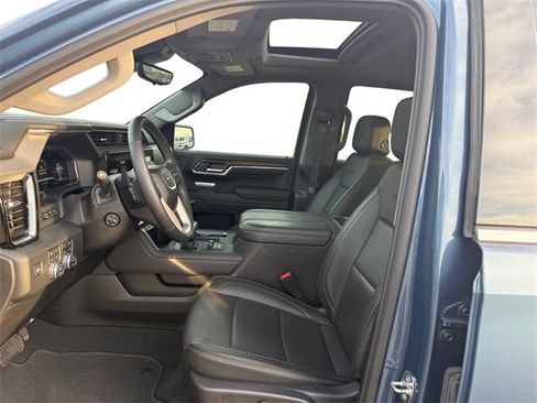 Used 2024 GMC Sierra 1500 Denali w/ Denali Reserve Package image 9