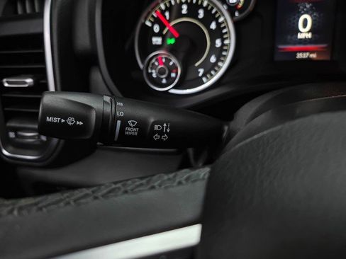 Used 2025 RAM 1500 Big Horn AWD/4WD image 22