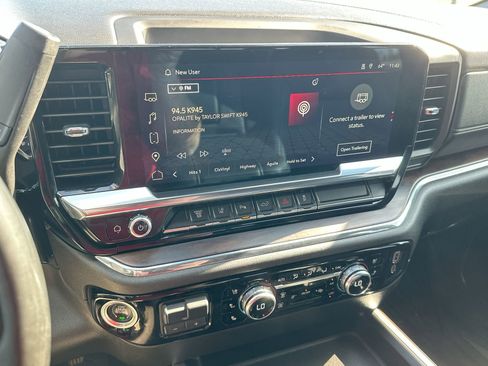 Used 2024 GMC Sierra 3500 SLT w/ Texas SLT Premium Package image 16