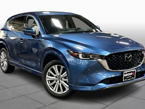 Used 2023 MAZDA CX-5 Signature image 2