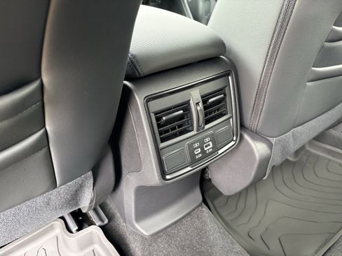 New 2026 Subaru Forester Limited AWD/4WD image 31