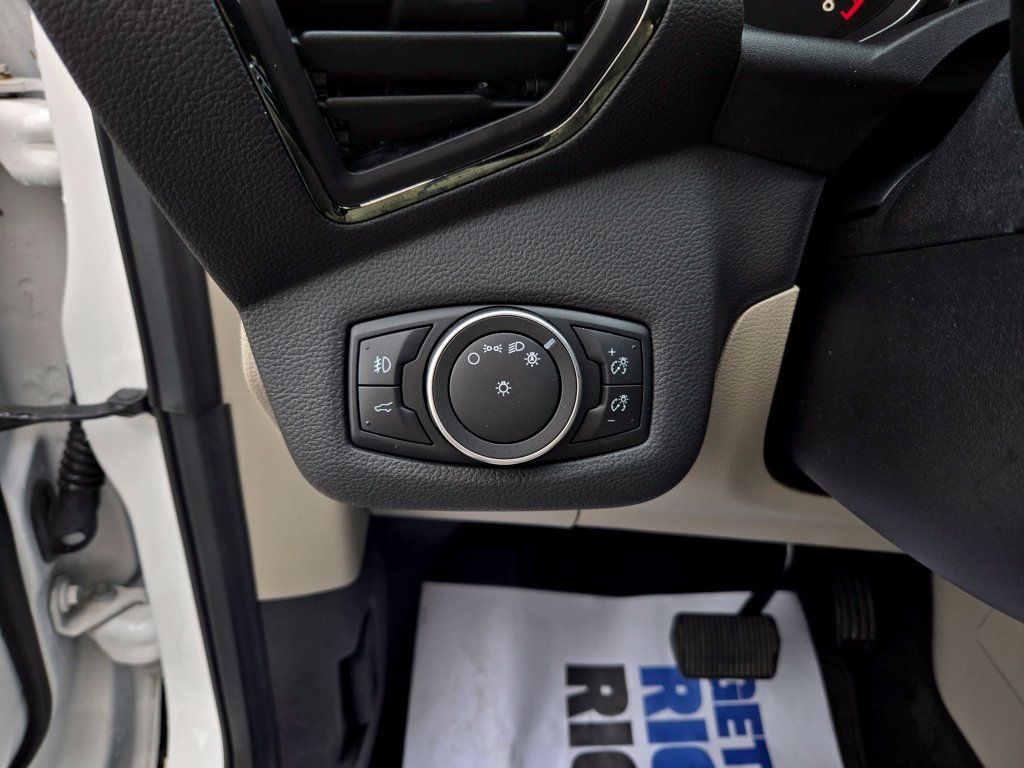 Used 2018 Ford Escape Titanium w/ Ford Safe & Smart Package AWD/4WD image 14
