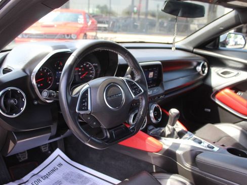 Used 2020 Chevrolet Camaro LT w/ Redline Edition RWD image 16