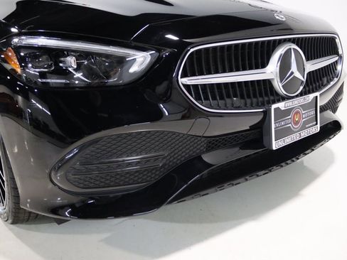 Used 2023 Mercedes-Benz C 300 4MATIC Sedan image 24
