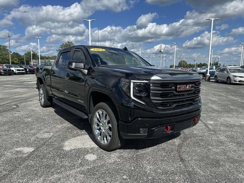 New 2024 GMC Sierra 1500 AT4 w/ Technology Package AWD/4WD image 11