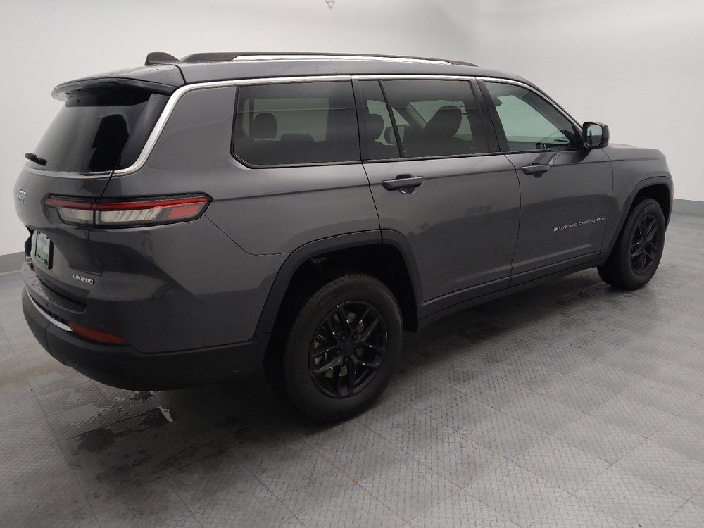 Used 2023 Jeep Grand Cherokee L Laredo RWD image 10