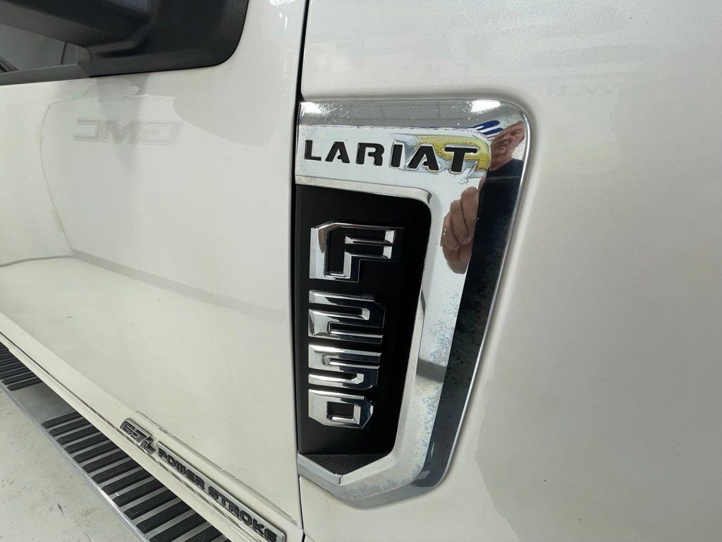 Used 2019 Ford F250 Lariat w/ Lariat Ultimate Package AWD/4WD image 4