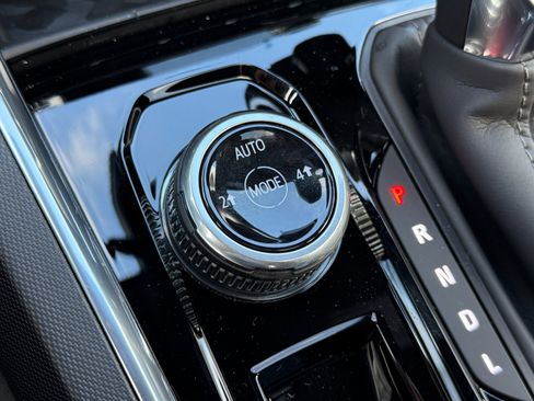 New 2026 GMC Canyon Elevation w/ Technology Package image 32