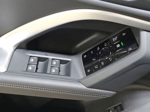 New 2026 Audi Q5 Premium Plus image 19