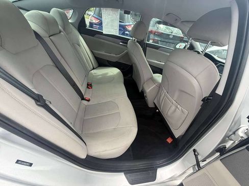 Used 2019 Hyundai Sonata SE FWD image 15