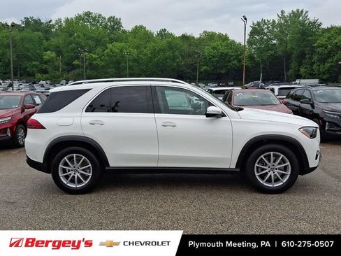 Used 2025 Mercedes-Benz GLE 350 4MATIC image 9