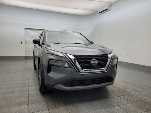 Used 2023 Nissan Rogue S image 14