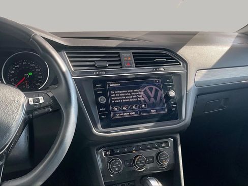 Used 2020 Volkswagen Tiguan SE FWD image 7