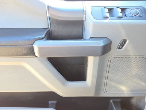 Used 2019 Ford F150 XLT w/ Equipment Group 302A Luxury image 36