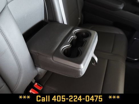 Used 2025 GMC Sierra 1500 SLT AWD/4WD image 29
