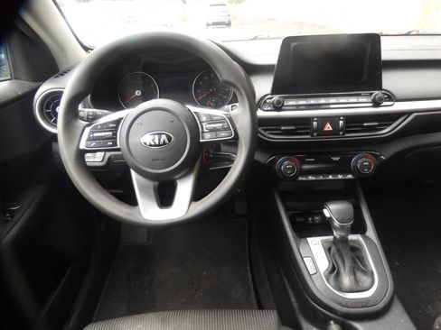 Used 2019 Kia Forte LXS FWD image 10