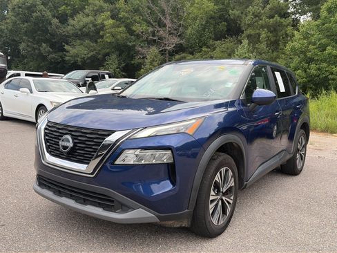 Used 2023 Nissan Rogue SV FWD image 1