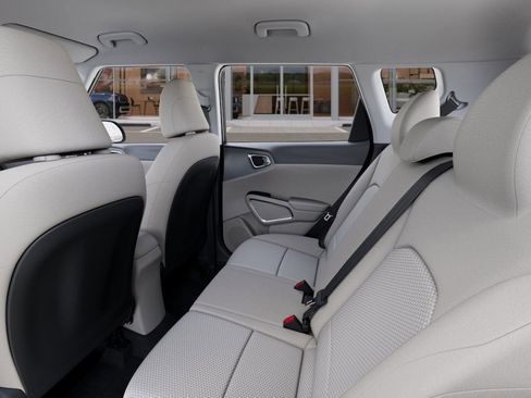 New 2025 Kia Soul LX image 19