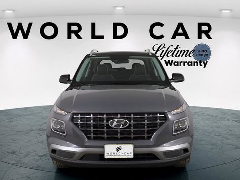 New 2025 Hyundai Venue Limited FWD image 4