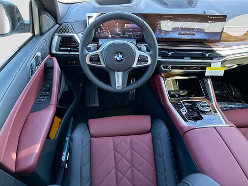 New 2026 BMW X6 xDrive40i w/ Executive Package image 17