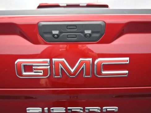 Used 2024 GMC Sierra 1500 SLT w/ SLT Premium Plus Package AWD/4WD image 24