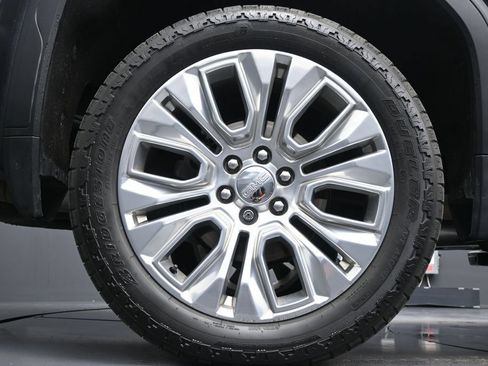 Used 2020 GMC Sierra 1500 Denali w/ Denali Ultimate Package AWD/4WD image 9